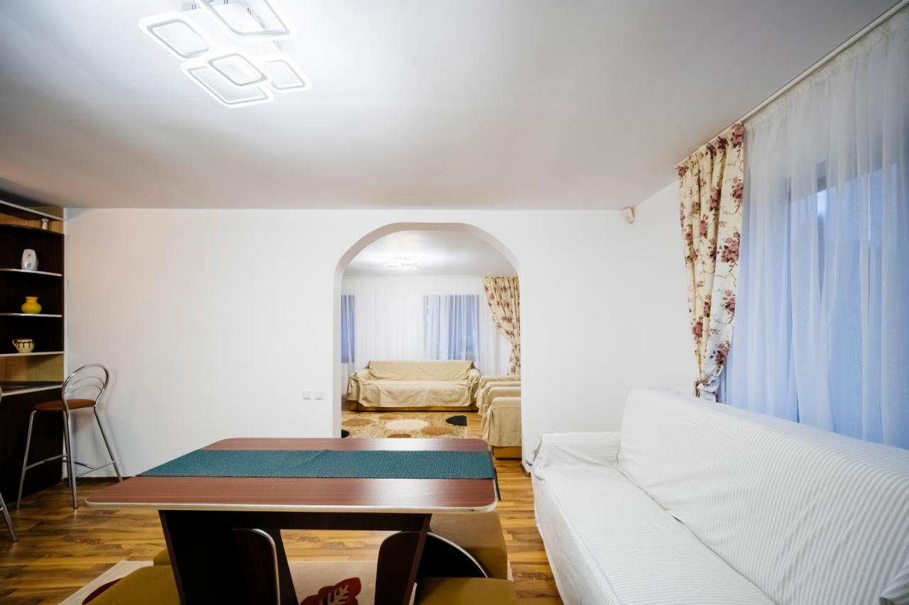 Casa Valeria Voronet Villa Buitenkant foto